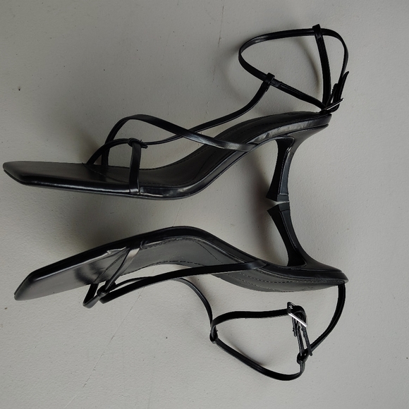 H&M Black Strappy Heels - Picture 3 of 7